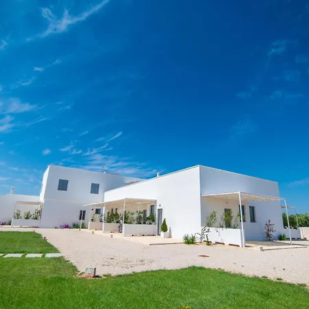 Il Casale Nel Parco * أوستوني