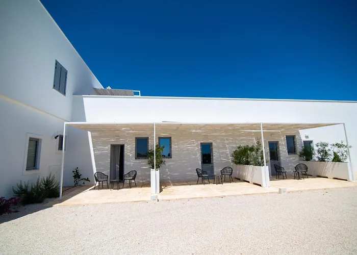 Il Casale Nel Parco مزرعة للإقامة أوستوني
